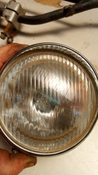 Faro moto clásica negro