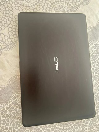 Portátil Asus Plata y Negro
