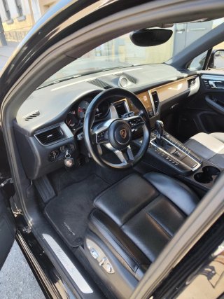 Porsche Macan 2016