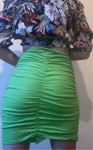 Falda Zara fruncida lino viscosa elastano XS