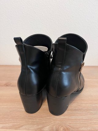 Botines de Piel de Mujer