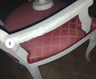 Silla estilo clásico tapizada