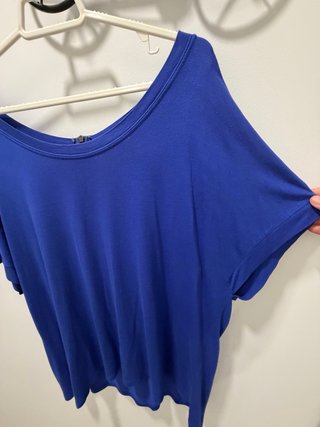 Conjunto pantalón fluido y camiseta oversize