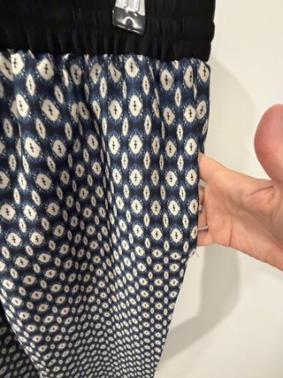 Conjunto pantalón fluido y camiseta oversize