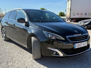 ⚠️Solo 78904 kms⚠️Peugeot 308 2017