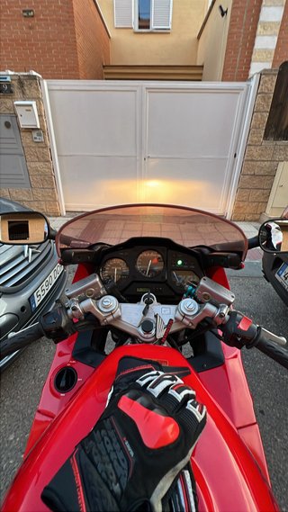 Honda VFR-750 RC36