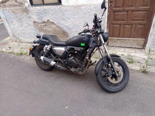 Keeway K-Light Negra