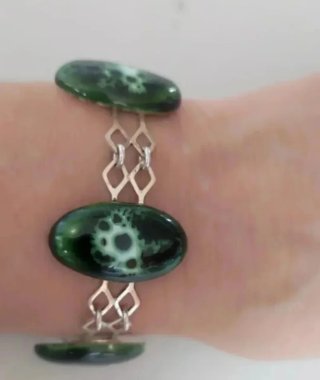 Pulseras plata y cerámica verde