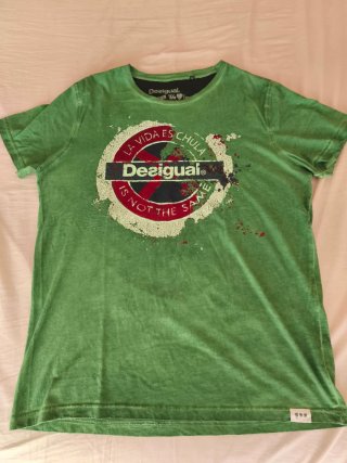 Camiseta Desigual Vintage  XL "La Vida es Chula"