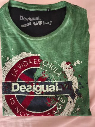Camiseta Desigual Vintage  XL "La Vida es Chula"