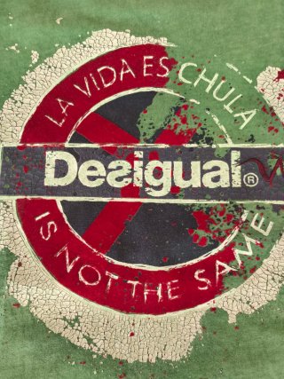 Camiseta Desigual Vintage  XL "La Vida es Chula"