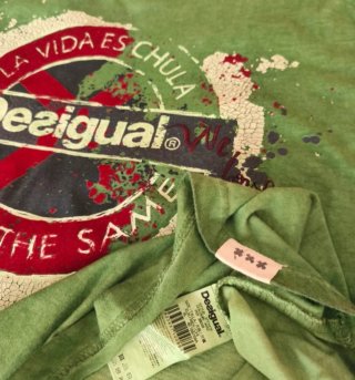 Camiseta Desigual Vintage  XL "La Vida es Chula"