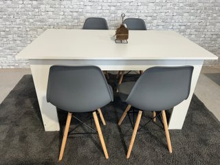 Mesa y 4 Sillas Comedor