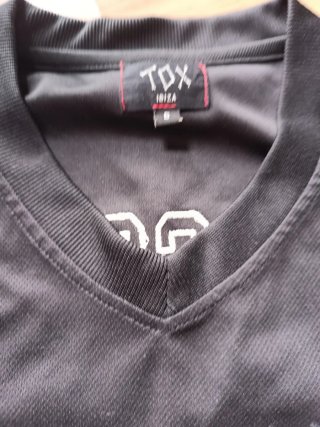 Camiseta TOX 22 Hombre Negra