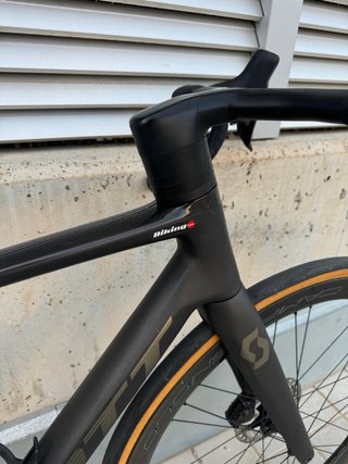 SCOTT ADDICT RC 15 2024 – Montaje Premium