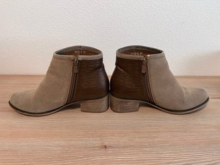 Botas de Piel Mujer Beige y Marrón