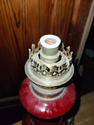 2 Lámparas de antiguas tipo quinqué