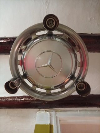 Lámpara Mercedes Benz Art Deco