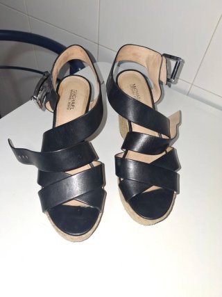 Sandalias Michael Kors Esparto Negras