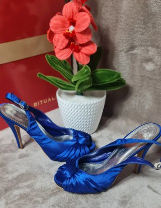 Sandalias HF Shoes Tacon Talla 39 Azul eléctrico