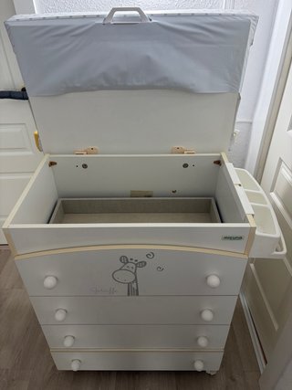 Cómoda cambiador bebé Micuna