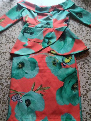 Vestido fiesta floral naranja y verde
