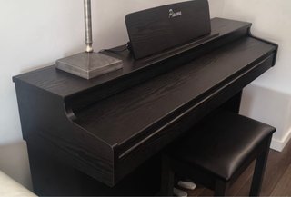 Piano Digital Pianova P-193