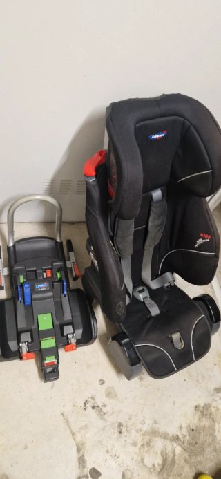 3 sillas diferentes.Maxi-Cosi EasyFix Silla Coche
