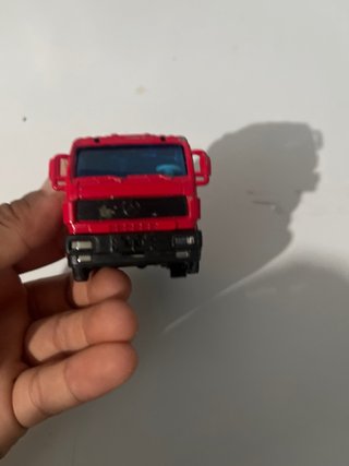 Camión de Juguete Mercedes Rojo