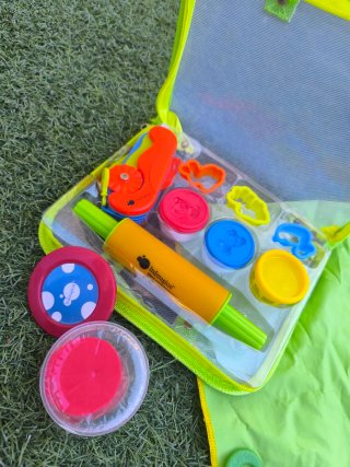 Batidora Play-Doh y Set Plastilina Imaginarium