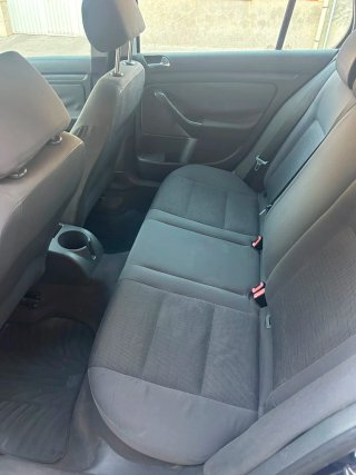 Volkswagen golf V 2004