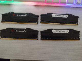 4x G.Skill Ripjaws V DDR4 32GB RAM