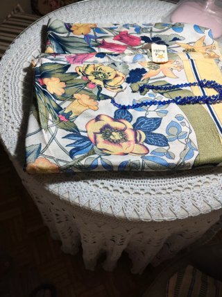 Pareo y collar Hua & Xin floral