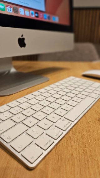 iMac 21" 1TB 8GB