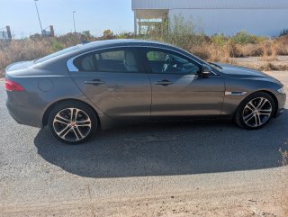 Jaguar XE 180CV   + Garantía mecanica y seguro