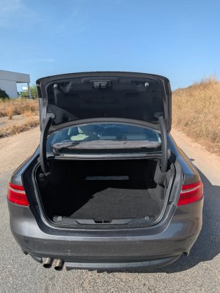 Jaguar XE 180CV   + Garantía mecanica y seguro