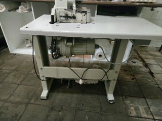 Máquina de coser JUKI MO-6700