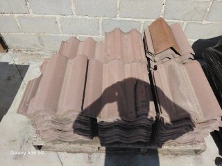 Tejas de cerámica rojas