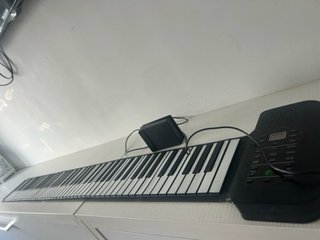 Piano 88 Teclas Enrollable + Pedal