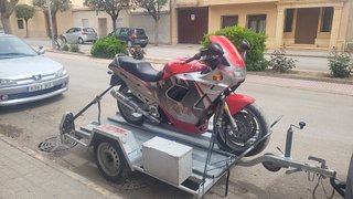 Suzuki GSX 750F Sportbike