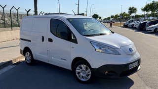 Nissan E-NV200 2015