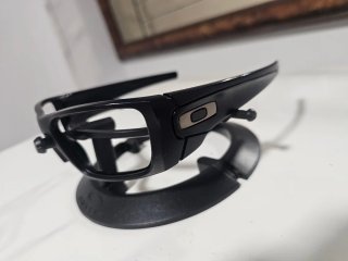 Fuel Cell Oakley Matte Black Original.