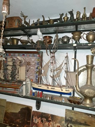 Lote de objetos decorativos antiguos