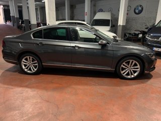 Volkswagen Passat 2016 2.0 tdi 150 CV
