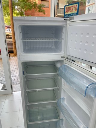Nevera Beko Blanca