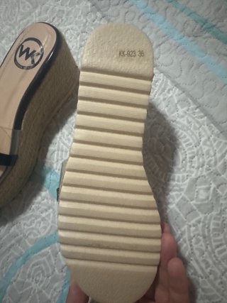 Sandalias Michael Kors Mujer Doradas y Negras