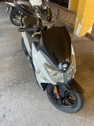 Sym Jet 14 125cc Maxiscooter Carnet B bajo consumo