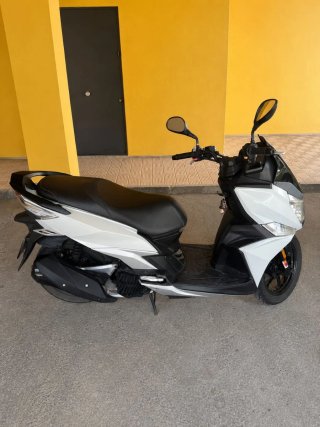 Sym Jet 14 125cc Maxiscooter Carnet B bajo consumo