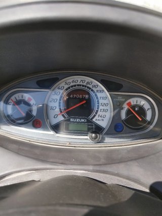 Suzuki Burgman 125 UH125 Negro