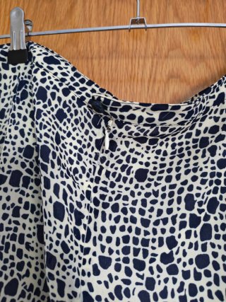 Traje blusa y falda agustín Colmenero XXL